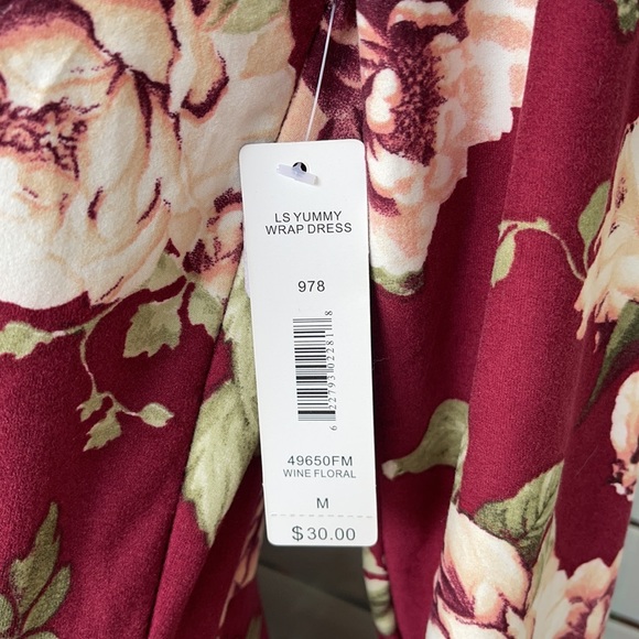 Justify dress size medium new with tags burgundy - Picture 2 of 7